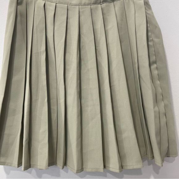 Papermoon Pleated Light gray/taupe Mini Skirt, Size S, Side Zipper - Picture 8 of 10